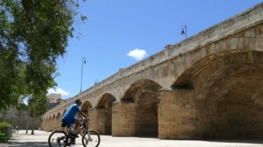 Köprü Turia Garden