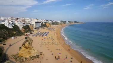 Albufeira plaj manzarası 