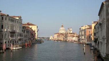 Su taksileri Basilica Venedik önünde