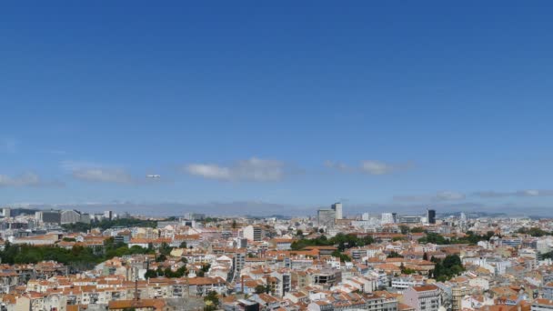 Panoramica del paesaggio urbano di Lisbona — Video Stock