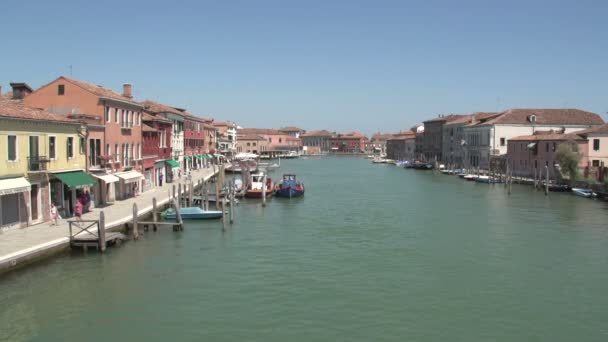 Schöner Kanal von Murano — Stockvideo