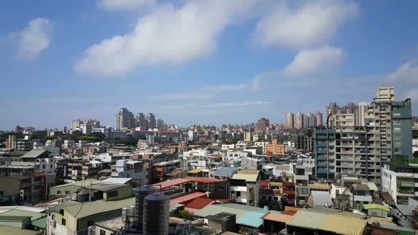 Skyline von Tamsui vom Hochhaus — Stockvideo