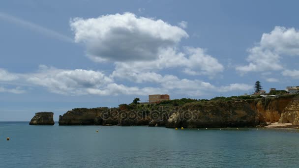 Cuevas y playa en Lagos — Vídeos de Stock