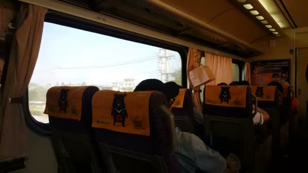In treno da Taipei a Tamsui — Video Stock