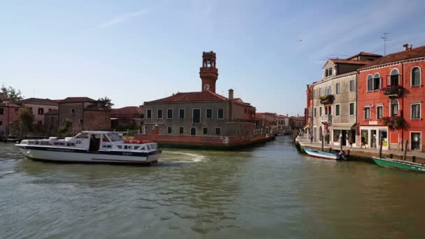 Schöner Kanal von Murano — Stockvideo