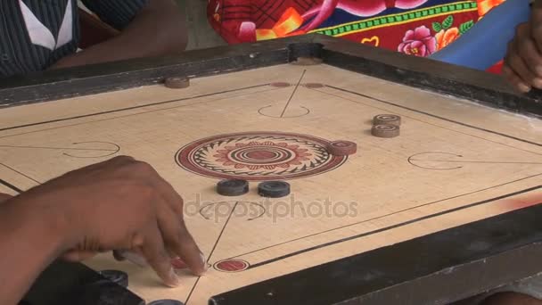 Sri Lankan men playing game — Stock Video