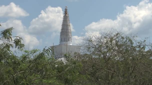 Дагоба в Анурадхапуре, Шри-Ланка — стоковое видео