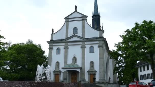 Iglesia San Jakob Cham Suiza — Vídeo de stock