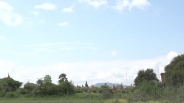 Yusufçuk pagodadan önünde 