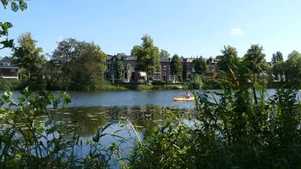 Gran canal en Zutphen — Vídeo de stock