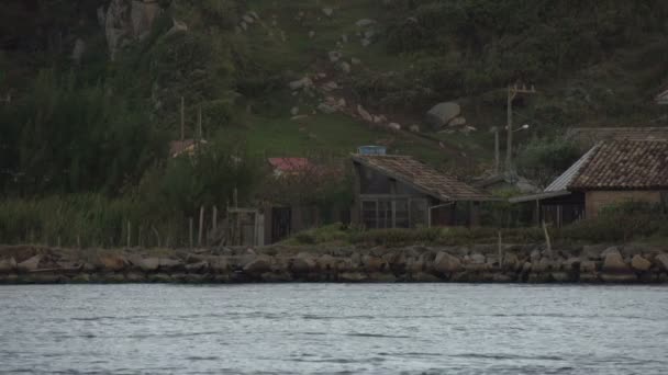 Laguna, rybaków w łodzi — Wideo stockowe