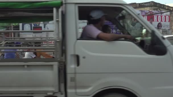 Mandalay, caotica scena del traffico — Video Stock