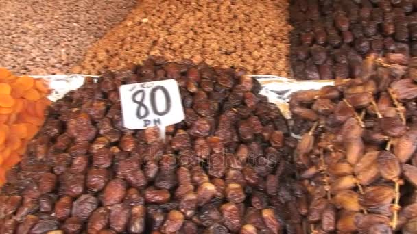Djemaa el Fna, noten te koop — Stockvideo