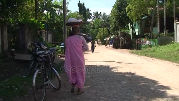 Pathein, ζωή του δρόμου μικρό χωριό — Αρχείο Βίντεο