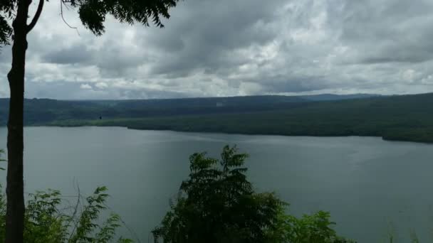 Paisaje con lago Apoyo en pueblo de Catarina — Vídeo de stock