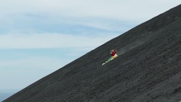 Embarque Vulcano en Cerro Negro — Vídeo de stock