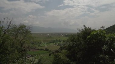 Nyaung Shwe Nehri üzerinde sürme 