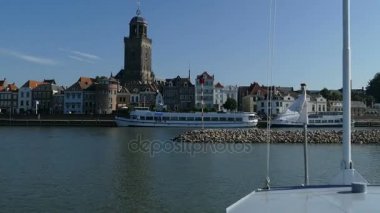 Ana karaya geçiş Ijssel feribot