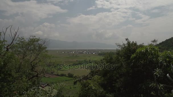 Reiten auf dem Fluss Nyaung shwe — Stockvideo