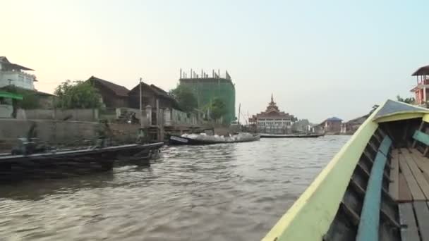 Trafic d'eau dans le trafic d'eau — Video