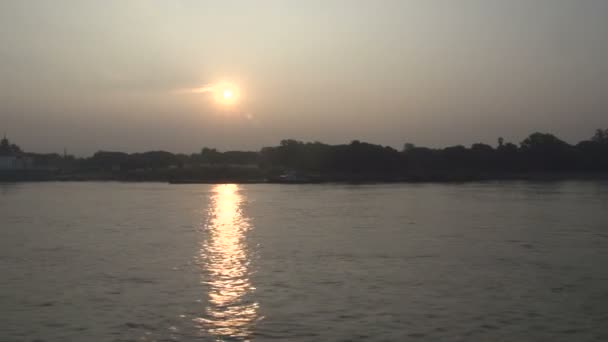 Paisagem do navio de cruzeiro ao nascer do sol — Vídeo de Stock