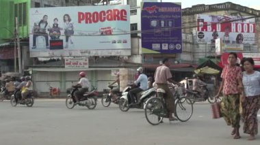 Mandalay, kaotik trafik sahne