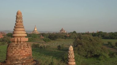 Bagan şaşırtıcı güneş doğarken 