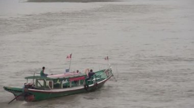 Tekne turist, myanmar