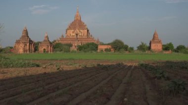 Bagan 'daki tapınaklar ve pagodalar