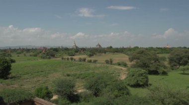 turist üzerinde bisiklet sürme