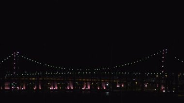 Florianopolis, Hercilio Luz Köprüsü, gece manzarası görüntüleri