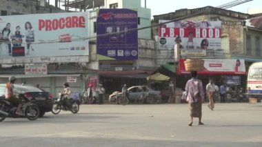 Mandalay, kaotik trafik sahne