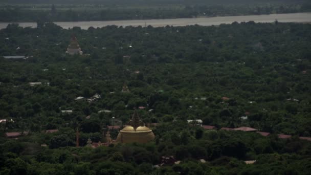 Zonsondergang vanaf Mandalay Hill — Stockvideo