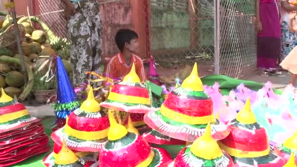 Yangon, marché de rue — Video