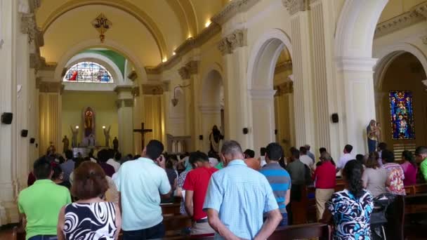 Church service in Iglesia La Merced — Stockvideo