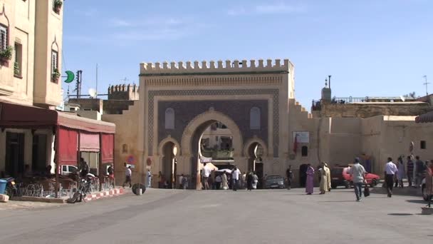 Puerta de Medina en Kasbah — Vídeos de Stock