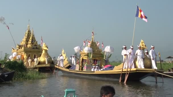 Festival de Phaung Daw Oo Pagoda — Vídeos de Stock