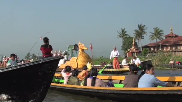 Phaung Daw Oo Pagoda Festival — стокове відео