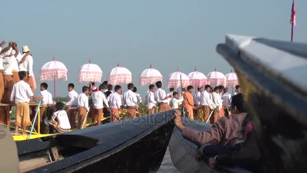 Phaung Daw Oo Pagoda Festival – Stock-video