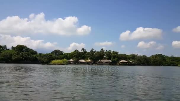Крейсерська на березі озера Нікарагуа — стокове відео