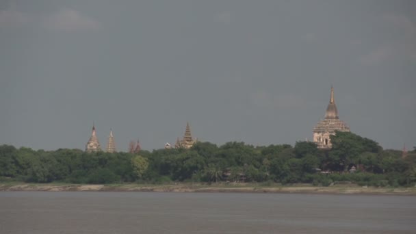 Aye Yarwaddy rivier — Stockvideo