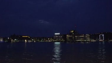 İsveç bağlantı noktası gece manzarası