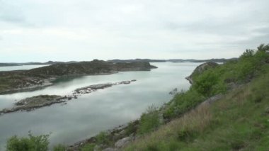 Norveç göl manzara