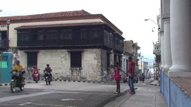 Santiago de Cuba tipik sokaklarında