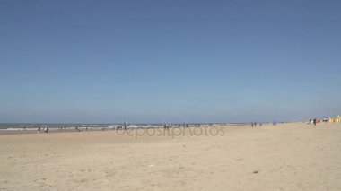  Noordwijk, insanlar ile plaj