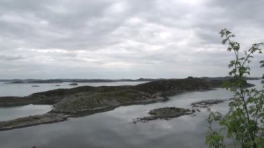 Norveç göl manzara