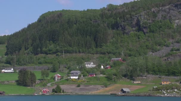 Noorwegen lake fjorden landschap — Stockvideo