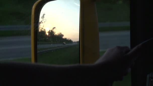 덴마크에서 운전 하는 트럭 — 비디오