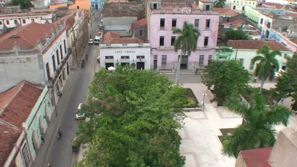 Camagüey parkta Ignacio Agramonte — Stok video