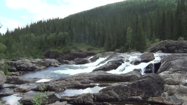 Fantastiska Hemsedal, vattenfall. — Stockvideo